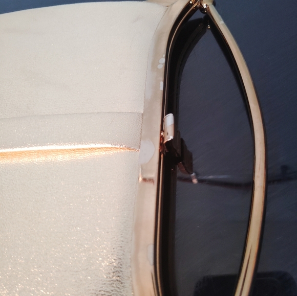 Gold clutch purse clasp closure - Picture 5 of 16